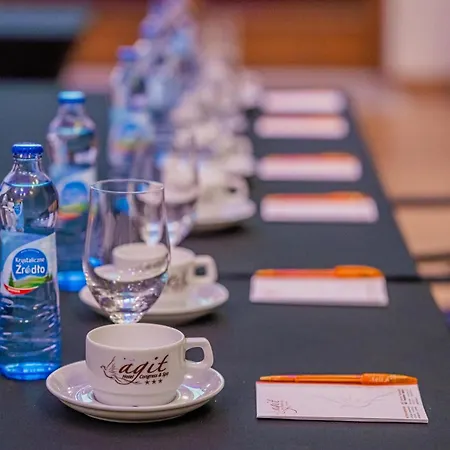 Agit Congress&spa 3* Lublin