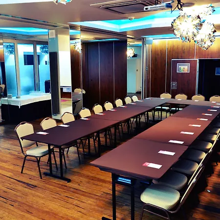 Agit Congress&spa Готель Люблін