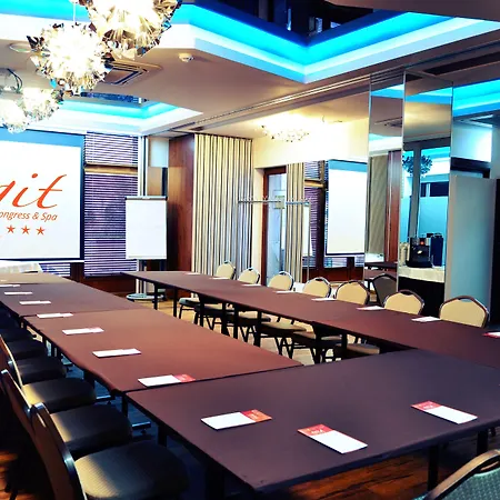 Готель Agit Congress&spa 3*